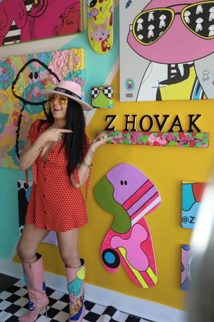 Teens Wanna Know Partners with Z HOVAK Studio to Host Celebrity Teen NFT Paint Party 84 z hovak vip paint party 20 scaled